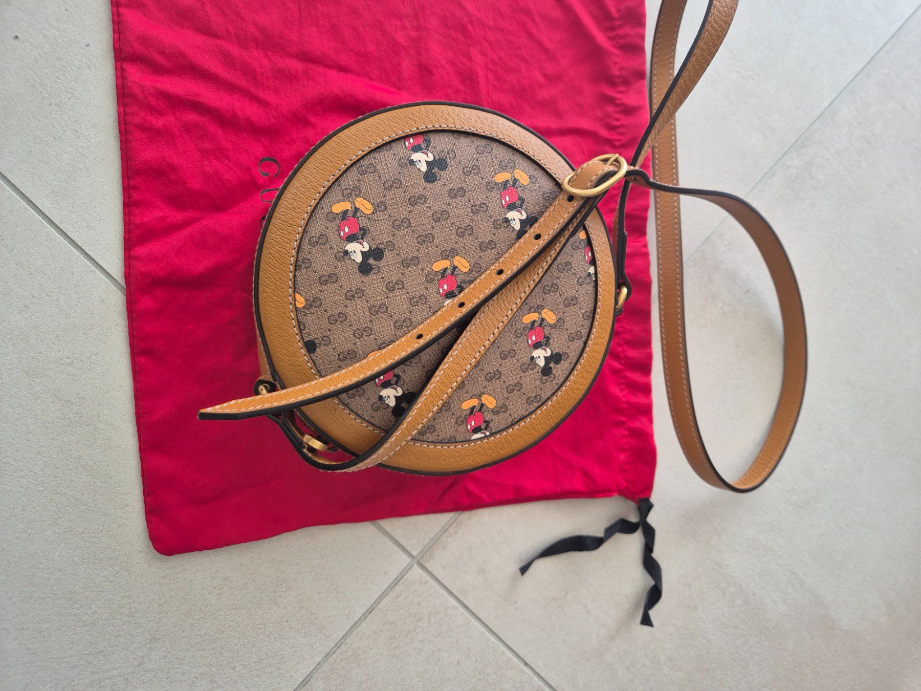 Gucci Sacs femmes: GUCCI Disney Umhängetasche – Neuf (Voir description) à Reiden par MarinaSB 4