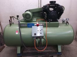 Kompressor 4 Zyl.Serva,840-1475Lt/min,Max 12 Bar,1000Lt-Tank