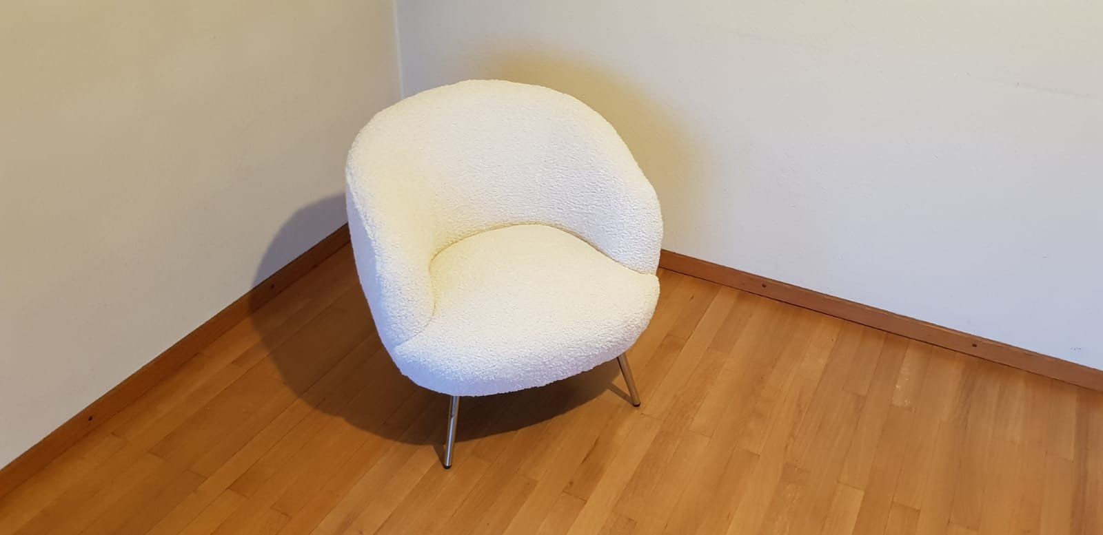 Poltrone: Sessel / Loungesessel / Stuhl Stube – Nuovo (secondo la descrizione) da Unterägeri venduto da Chartbreaker 5