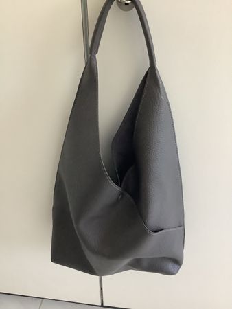 Beuteltasche grau