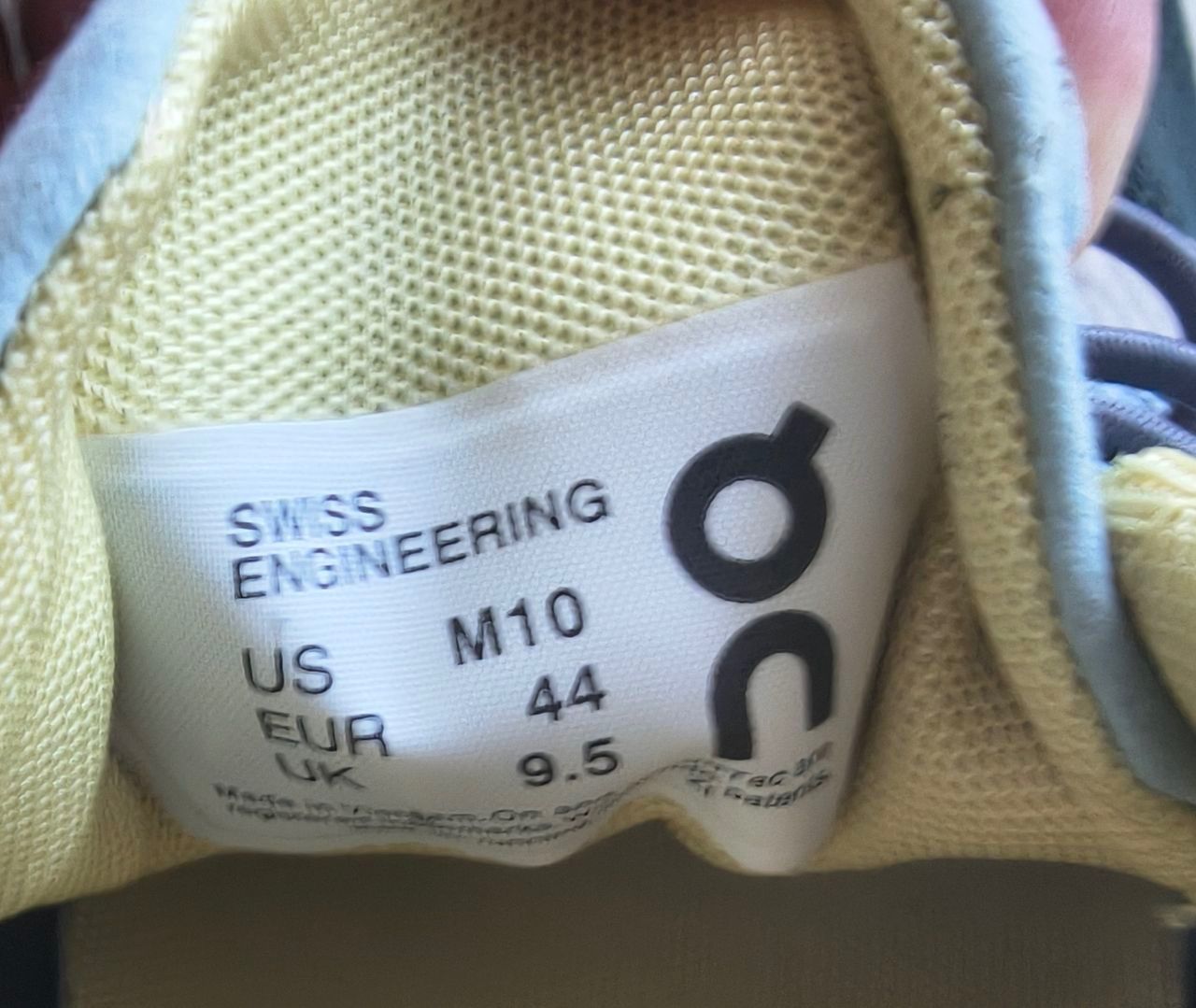 On Herrenschuhe: ON Cloud 70 Strassenlaufschuh Gr. 44 – Gebraucht aus Waltenschwil von Quitproquo 2