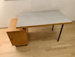 SALE: Schreibtisch von Wohnhilfe Zürich 1950er Vintage