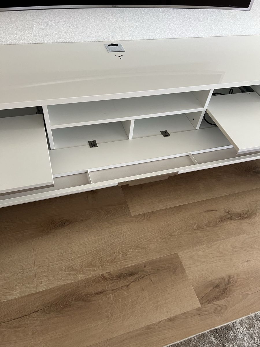 Mobili TV: TV-Lowboard & Soundbar dazu! – Usato da Kölliken venduto da guru60 2