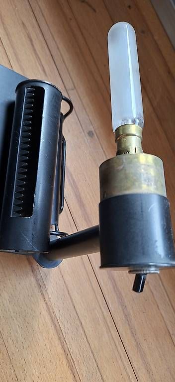 Supporti a parete: SBB Fahrplanhalter mit Lampe – Usato da Weinfelden venduto da Ranja02 2