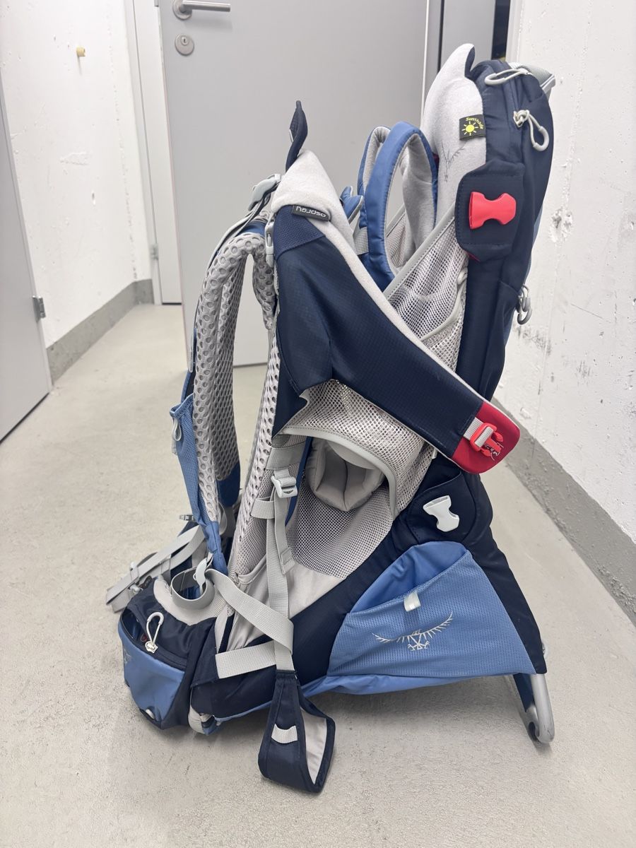 Osprey Marsupi portabebè: Osprey Poco AG Plus Kindertrage blau – Usato da Knonau venduto da mar_v9sx 1