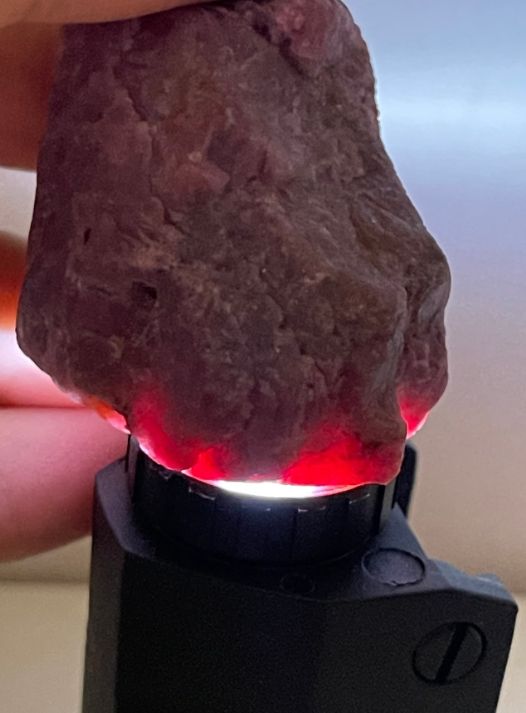 Pierres précieuses: rubis brute 300 carats – D'occasion à Sornard-Nendaz par JYTI90 2