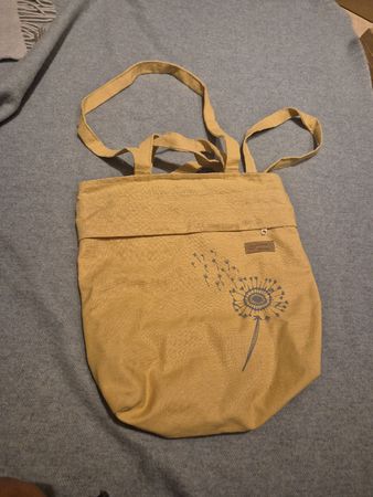 Tasche/Rucksack von Charlottes Nähstübli mit Löwenzahnmuster