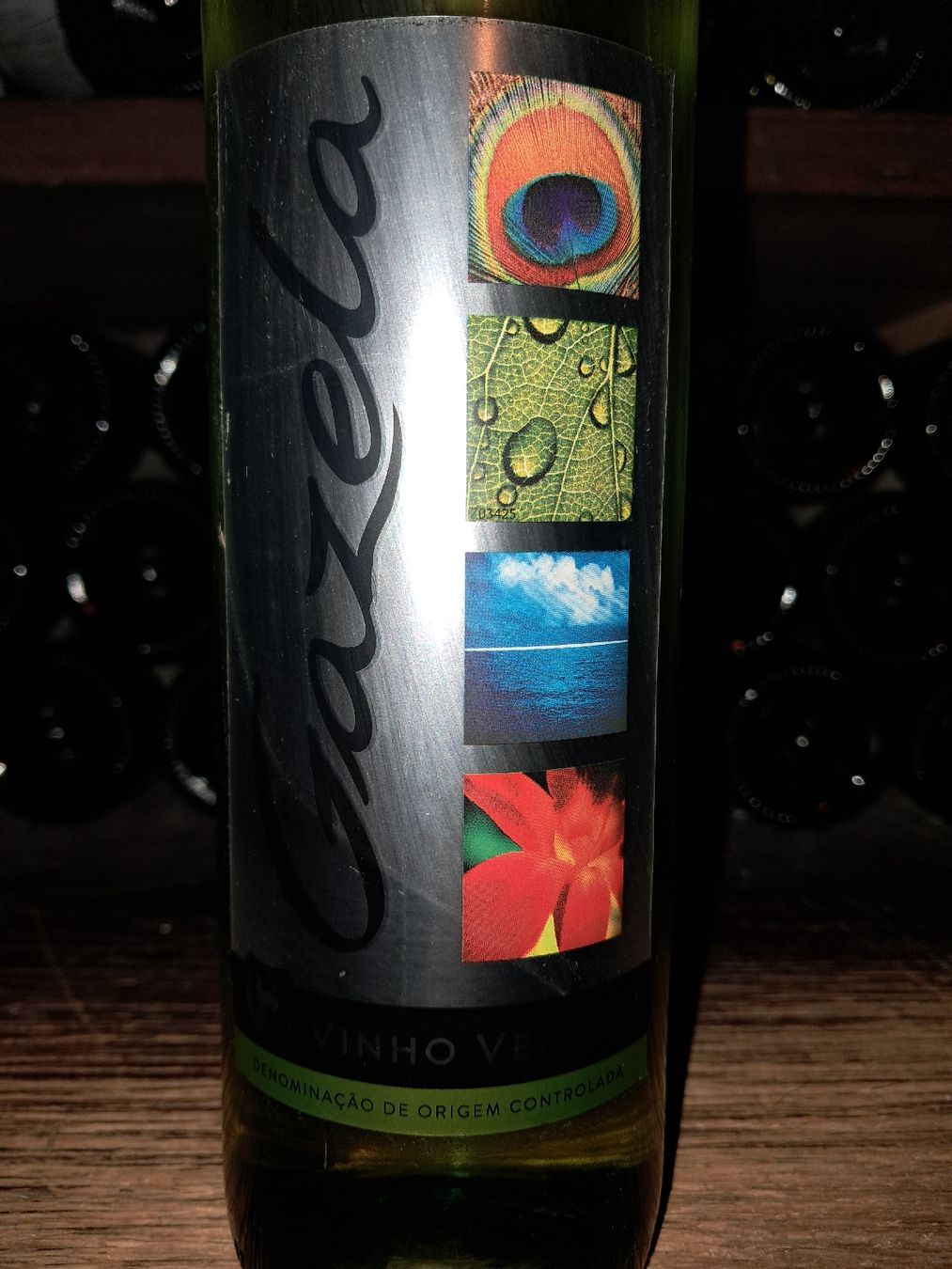 Vino: Gazela vinho verde blanc – Nuovo e nell'imballaggio originale da Le locle venduto da juliensaran 1