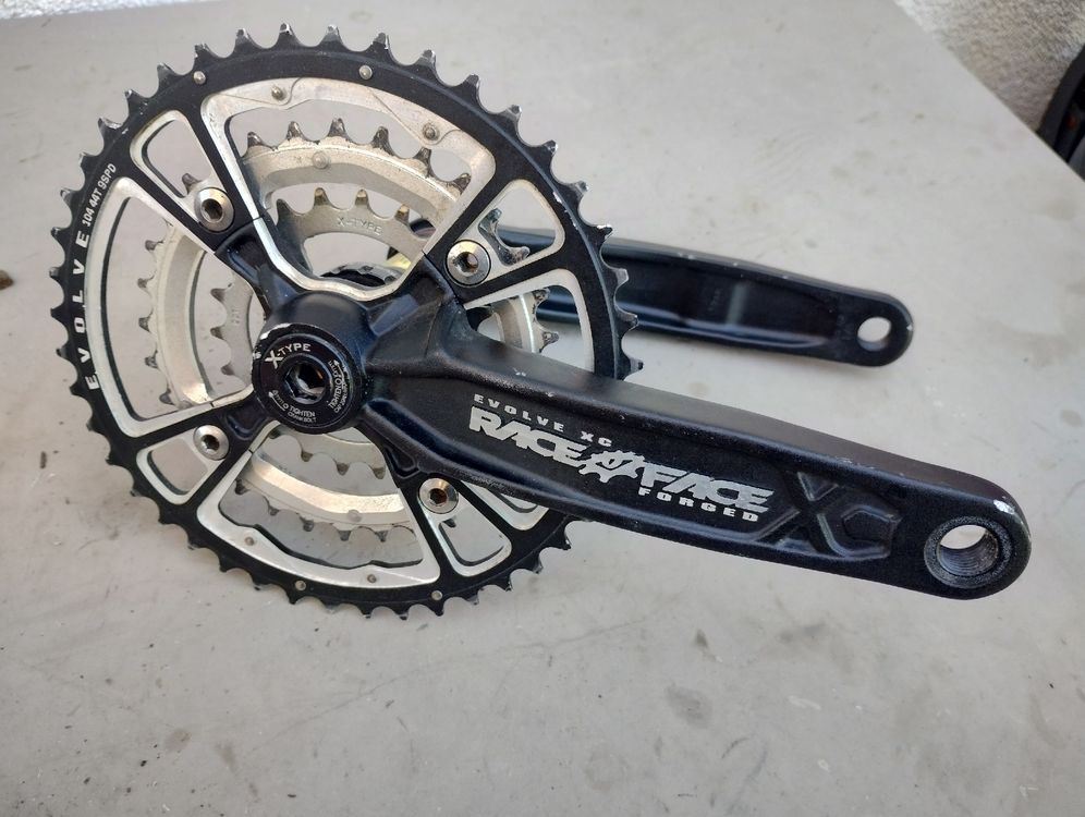 Pédalier (vilebrequin) Race Face Evolve XC - 44/32/22T - Longueur 175mm - Noir - Triple Plateaux - Occasion VTT