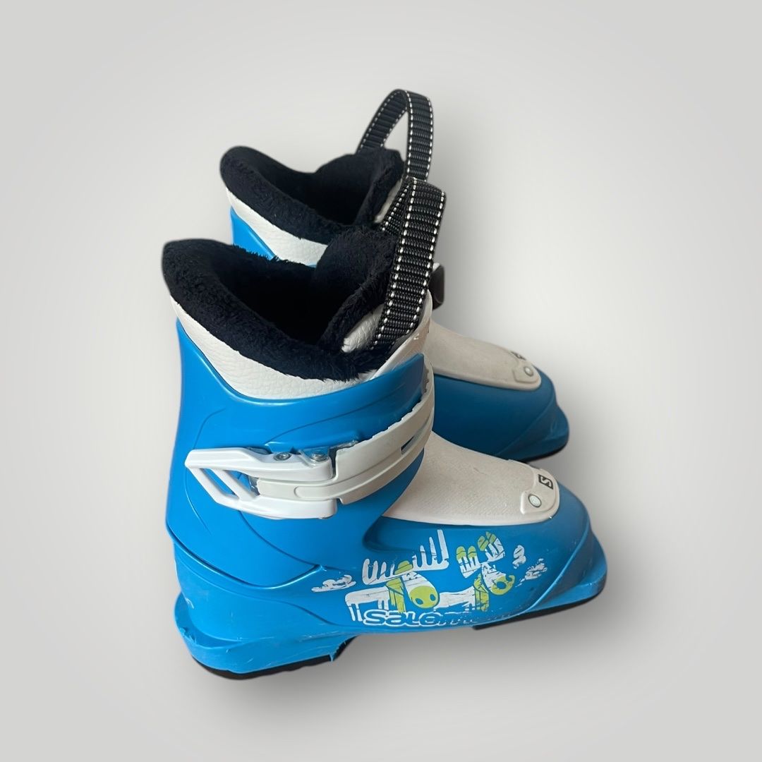 Chaussures garçon: Kinder skischuhe Grosse 17-18 – D'occasion à Murten par Ski-Outlet 3