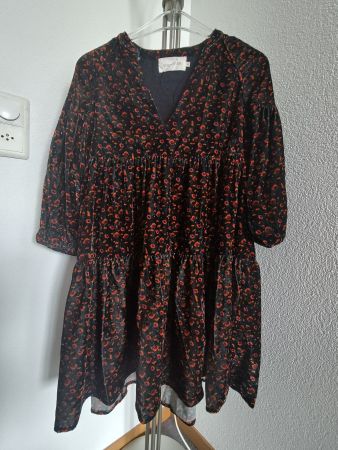 Charlie Joe Kleid aus Samt grün mit Blumen Gr. S