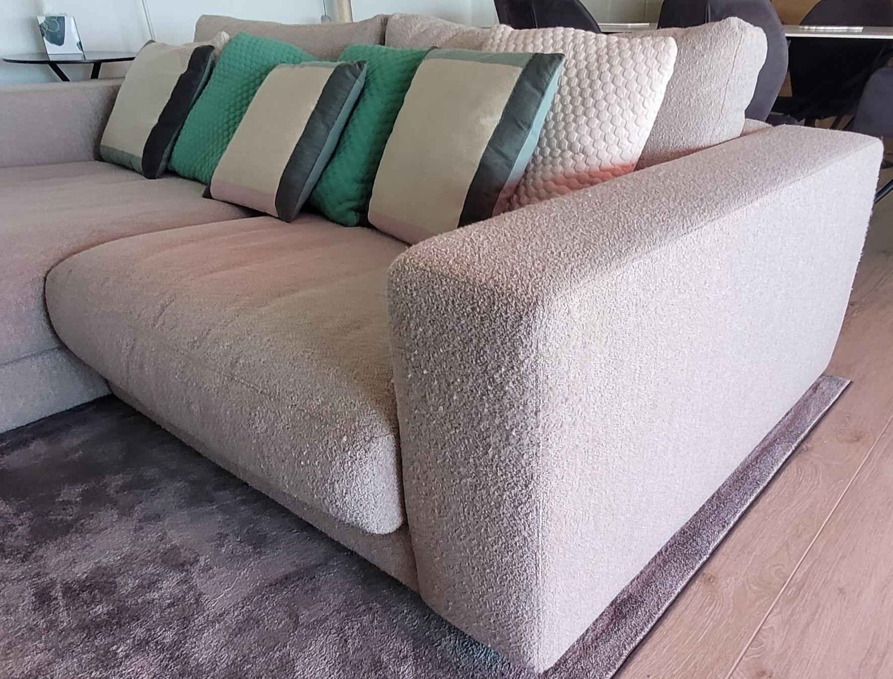 Micasa Sofas: Canapé d'angle beige récent – Gebraucht aus La Conversion von Globalcor 3