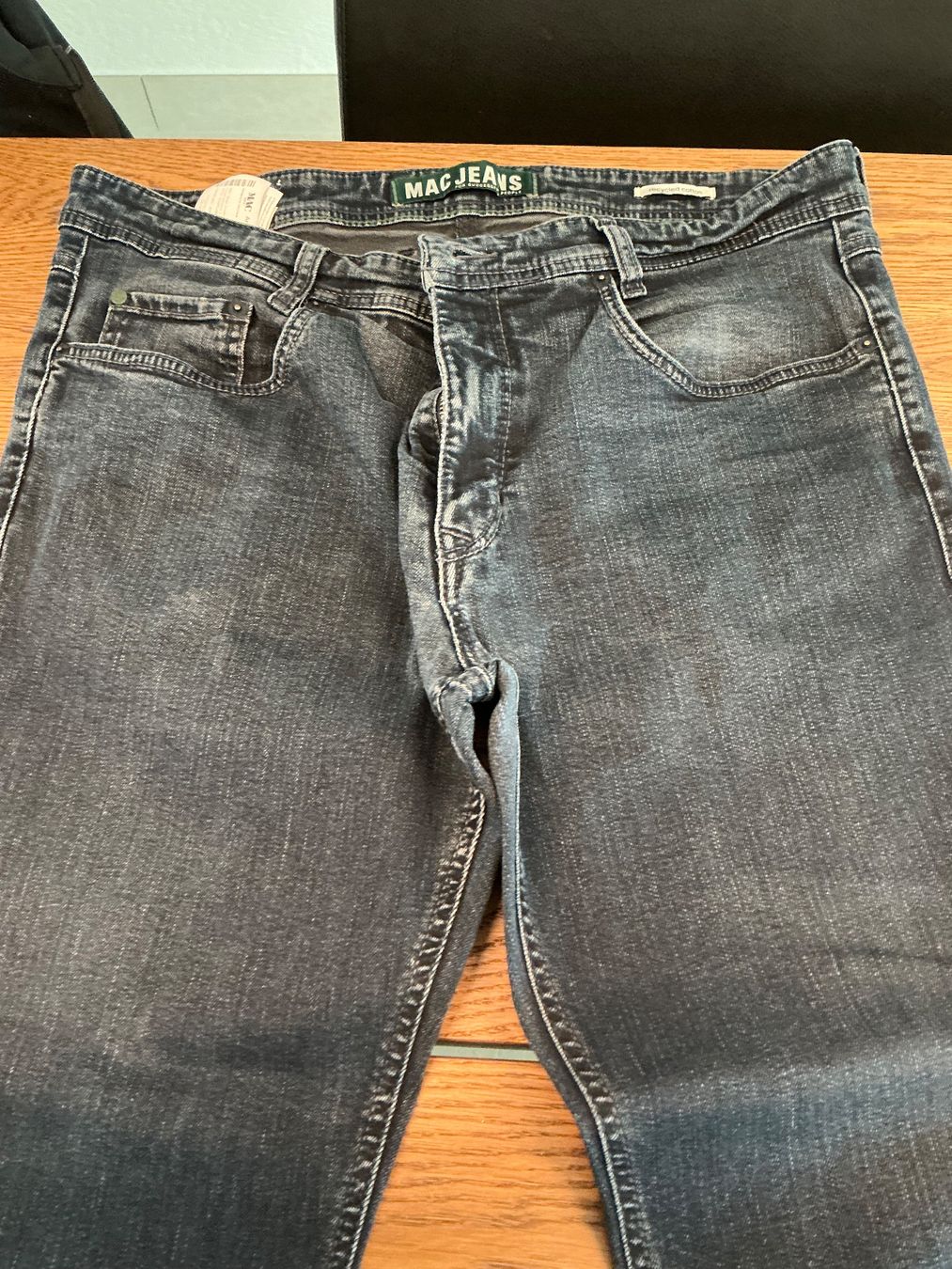 Jeans: Schicke MAC Jeans,  Grösse 36/30 – Usato da Würenlos venduto da Starceve 1