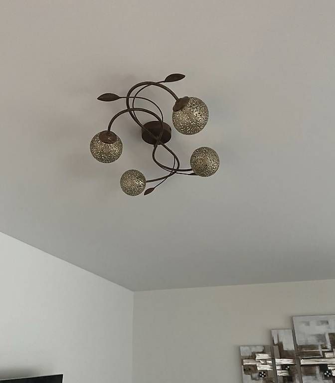 Kronleuchter & Deckenlampen: Deckenlampe mit 4 Kugeln – Gebraucht aus Bütschwil von Positano99