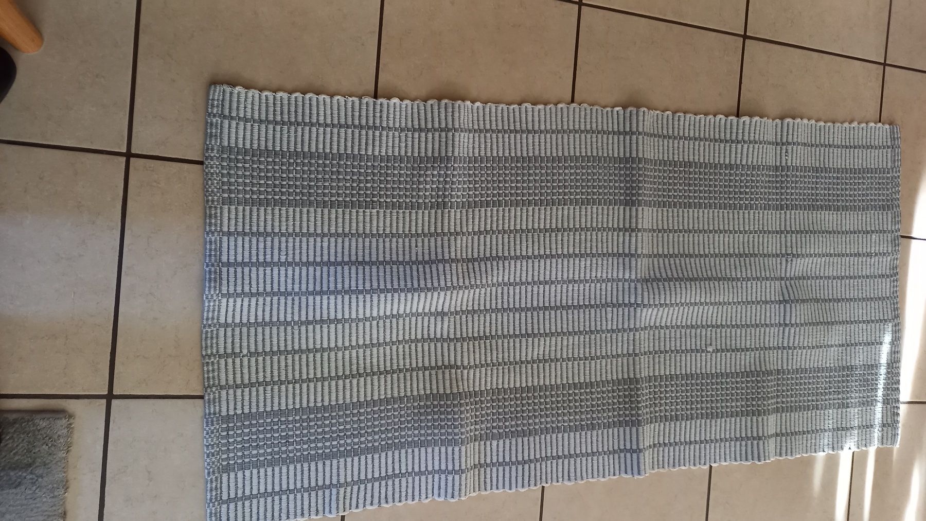 Teppiche: tapis coton épais dans les tons gris – Neu (gemäss Beschreibung) aus Yverdon-les-Bains von Monique6 1