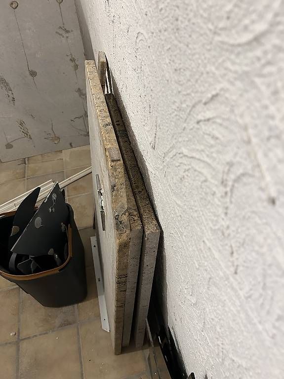 Servierplatten: Diverse Granit-Platten – Gebraucht aus Unterlunkhofen von Paul-I 1