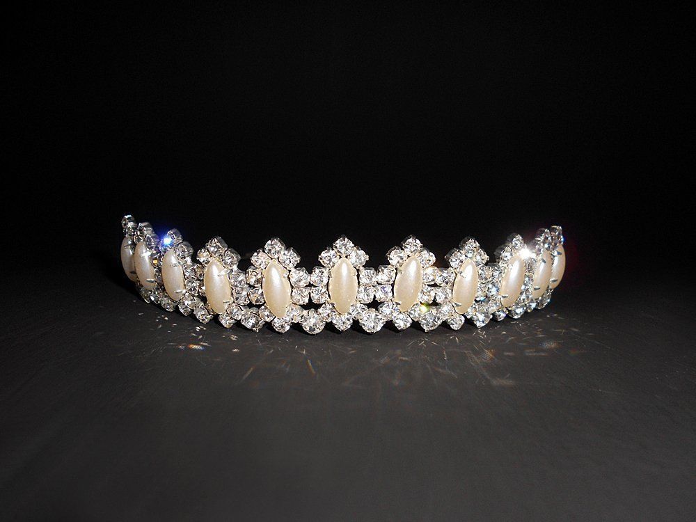Accessori per capelli: Perlen Diadem mit Kristallen – Nuovo e nell'imballaggio originale da Ostermundigen venduto da LorisHome
