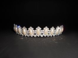 Perlen Diadem mit Kristallen