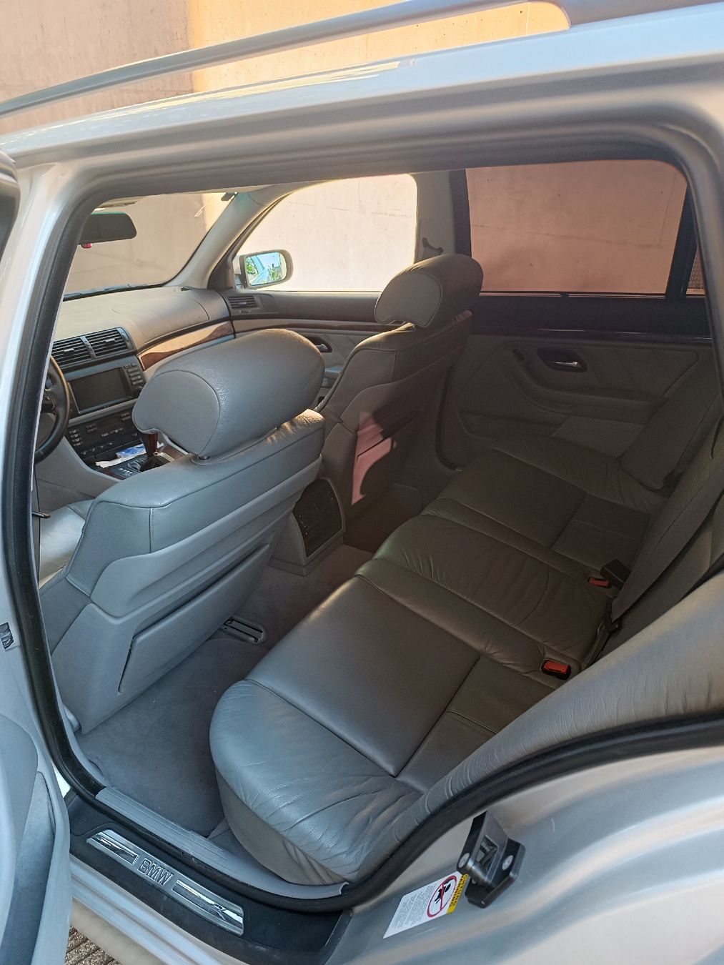 BMW Automobili: BMW 540I Touring  – Usato da Winterthur venduto da Hao99 4