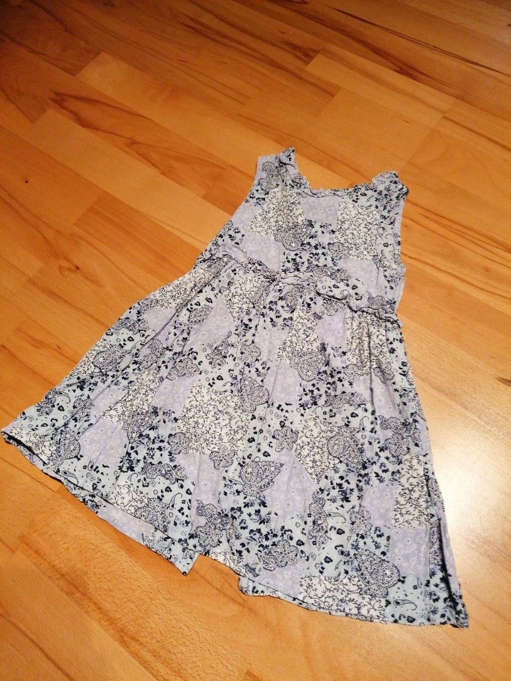 Vestiti & Gonne: Röckli / Kleid Gr 92 – Usato da Büttikon AG venduto da Amineah