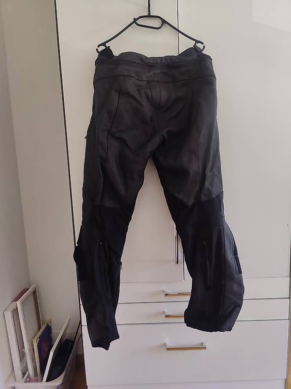 Pantaloni: Alpinestar Motorrad-Lederhose – Usato da Oetwil an der Limmat venduto da sabihexe 1