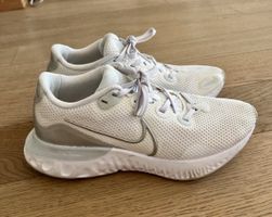 Nike React (Damen) in weiss, Grösse 39, Top Zustand!