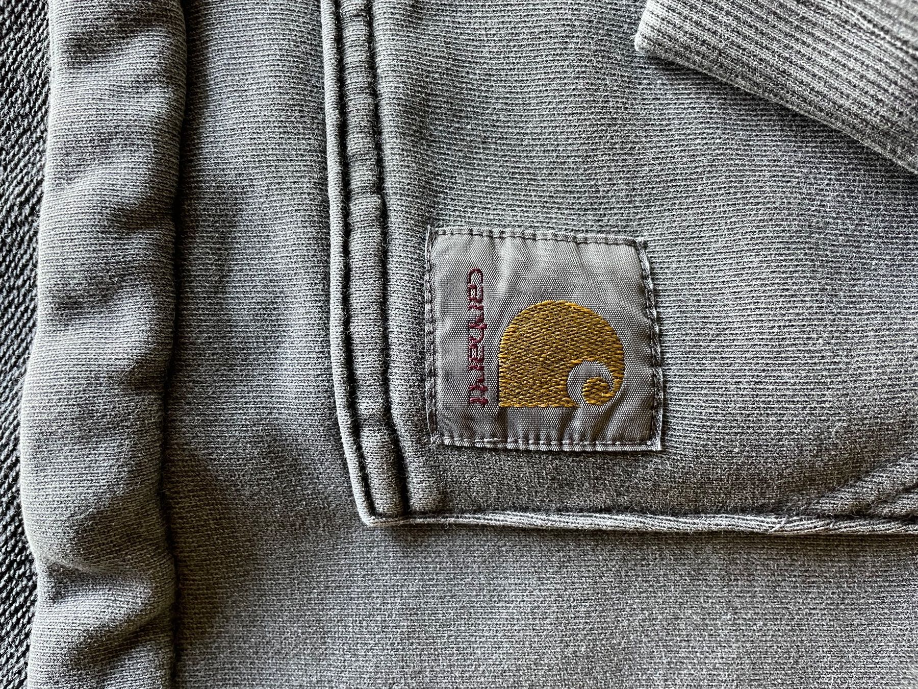 Maglioni & Felpe: Carhartt Kapuzenpulli Gr. M – Usato da Rütihof venduto da solombra 3
