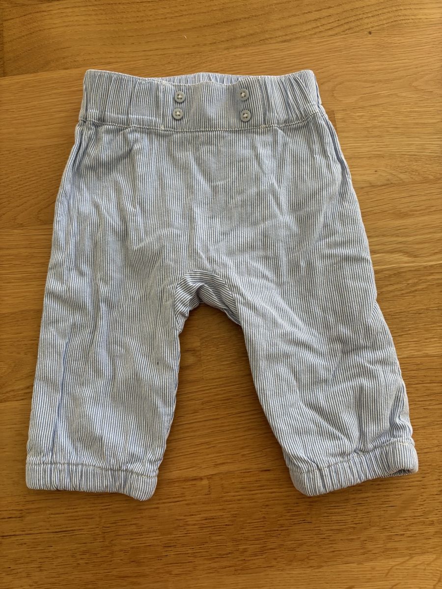Pantaloni: Süsse Hose Gr. 62 – Usato da Remetschwil venduto da est_zk69
