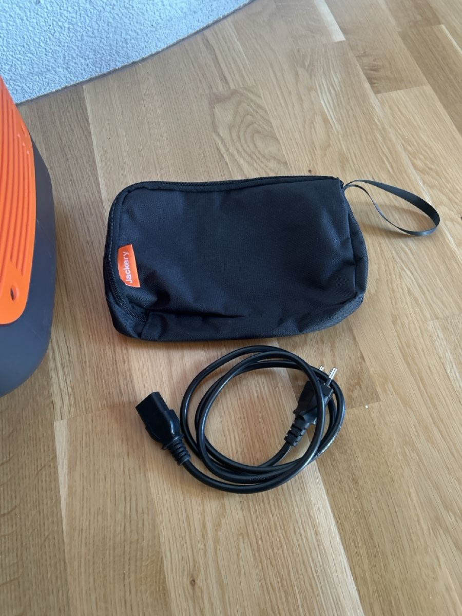 Stromgeneratoren: Jackery Explorer 2000 Pro Powerstation – Gebraucht aus Zuchwil von Limit7 2