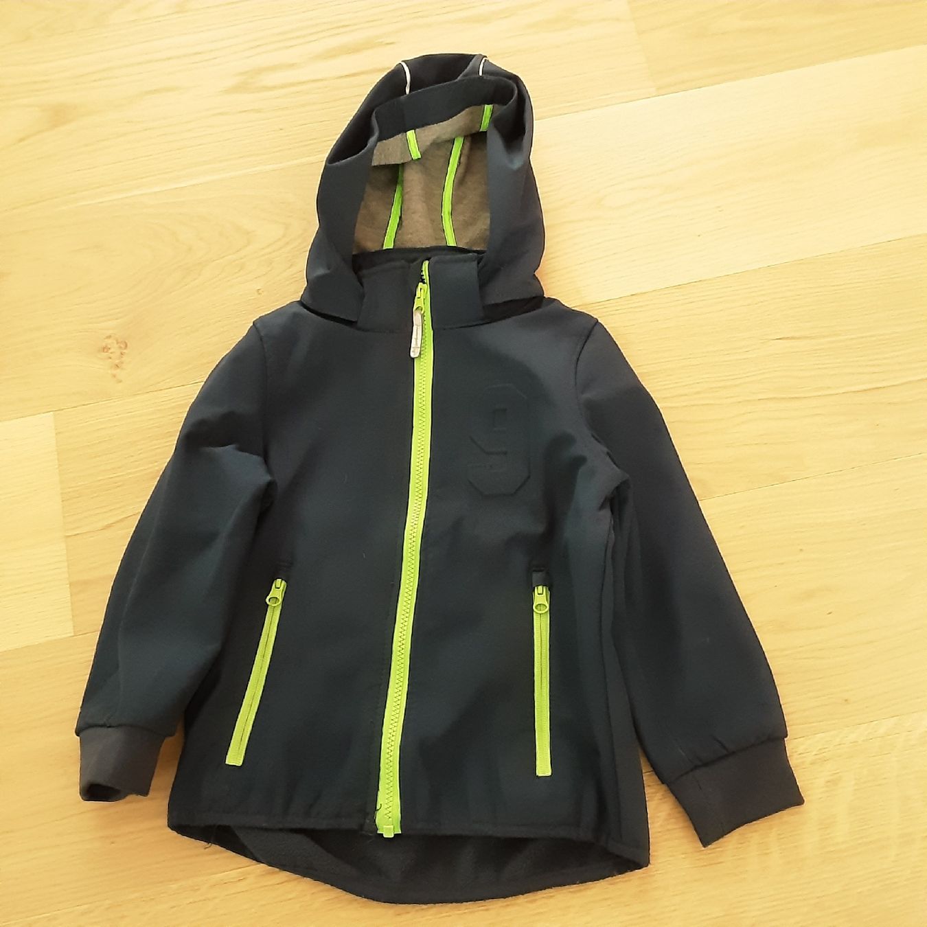 H&M Jacken & Mäntel: softshelljacke Junge – Gebraucht aus Wittenbach von Pirufa
