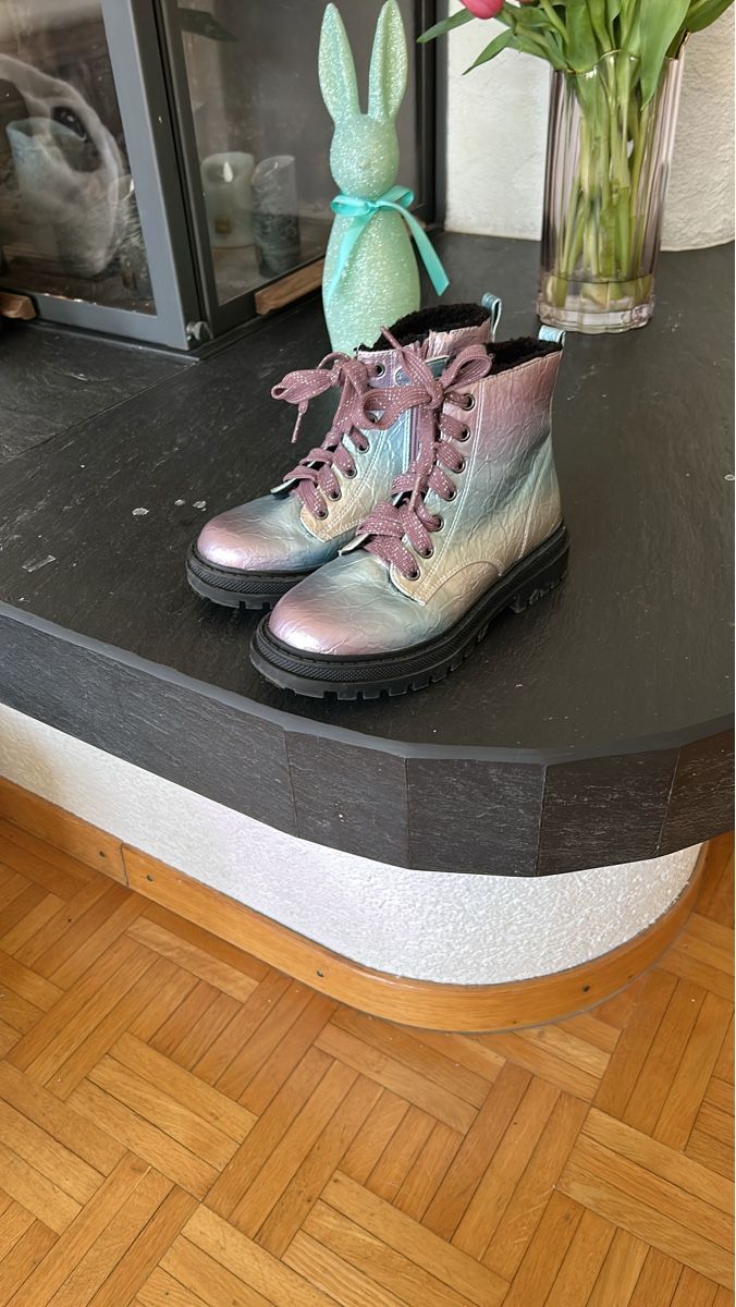 Next Scarpe per ragazze: Mädchenschuhe Glitzer Regenbogen Stiefeletten – Usato da Siebnen venduto da schnell05