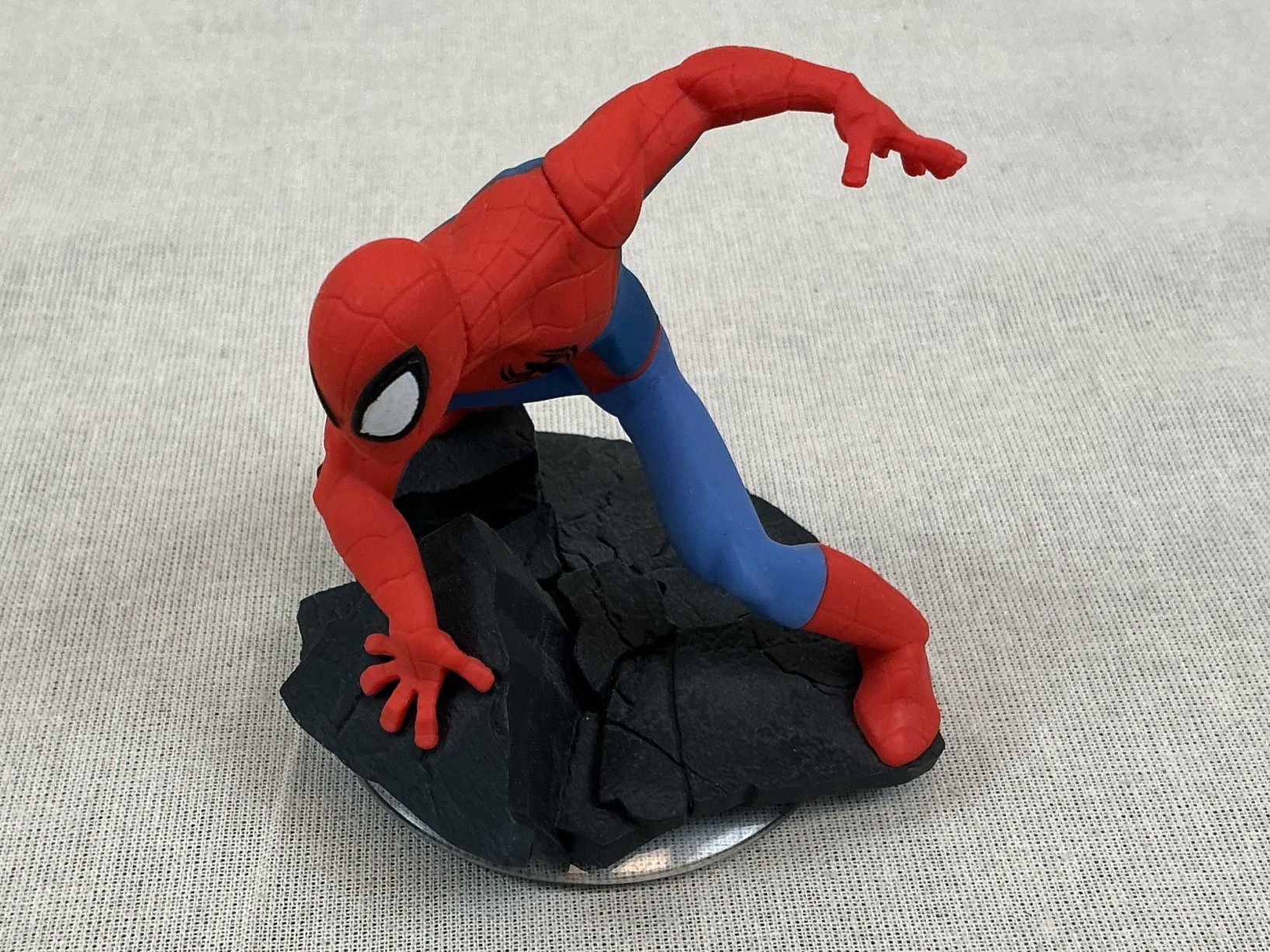 Marvel Giocattoli: DISNEY INFINITY 2.0 Spiderman Figur – Usato da Richterswil venduto da Restwert_Richterswil 1