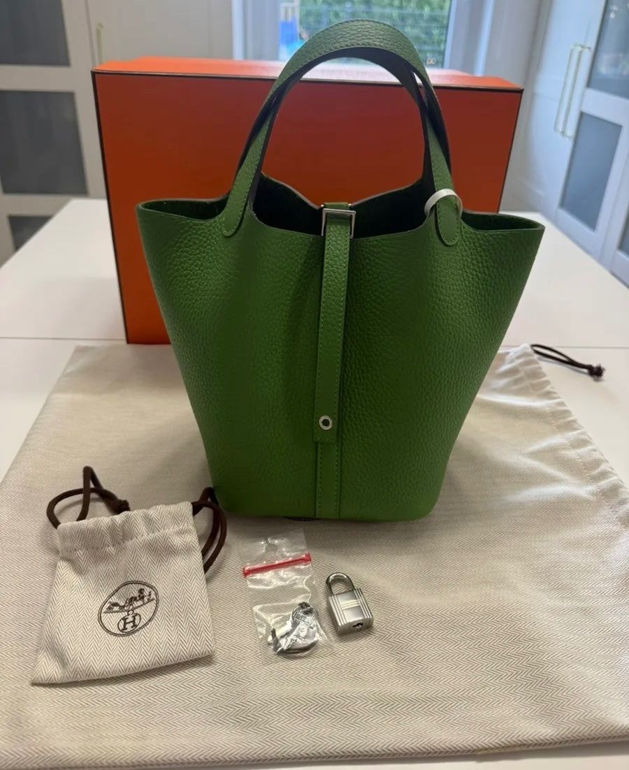 Hermès Borse da donna: Hermès Picotin 18 Tasche, grün – Nuovo (secondo la descrizione) da Triesen venduto da atos87