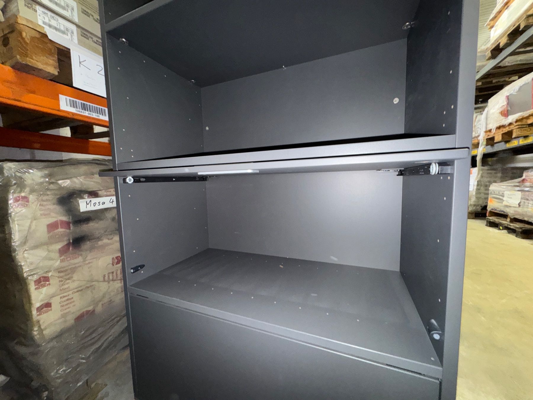 Regale: Tamos Büroregal mit 2 Einschubklappen - Grau – Gebraucht aus Diessenhofen von Osio 4
