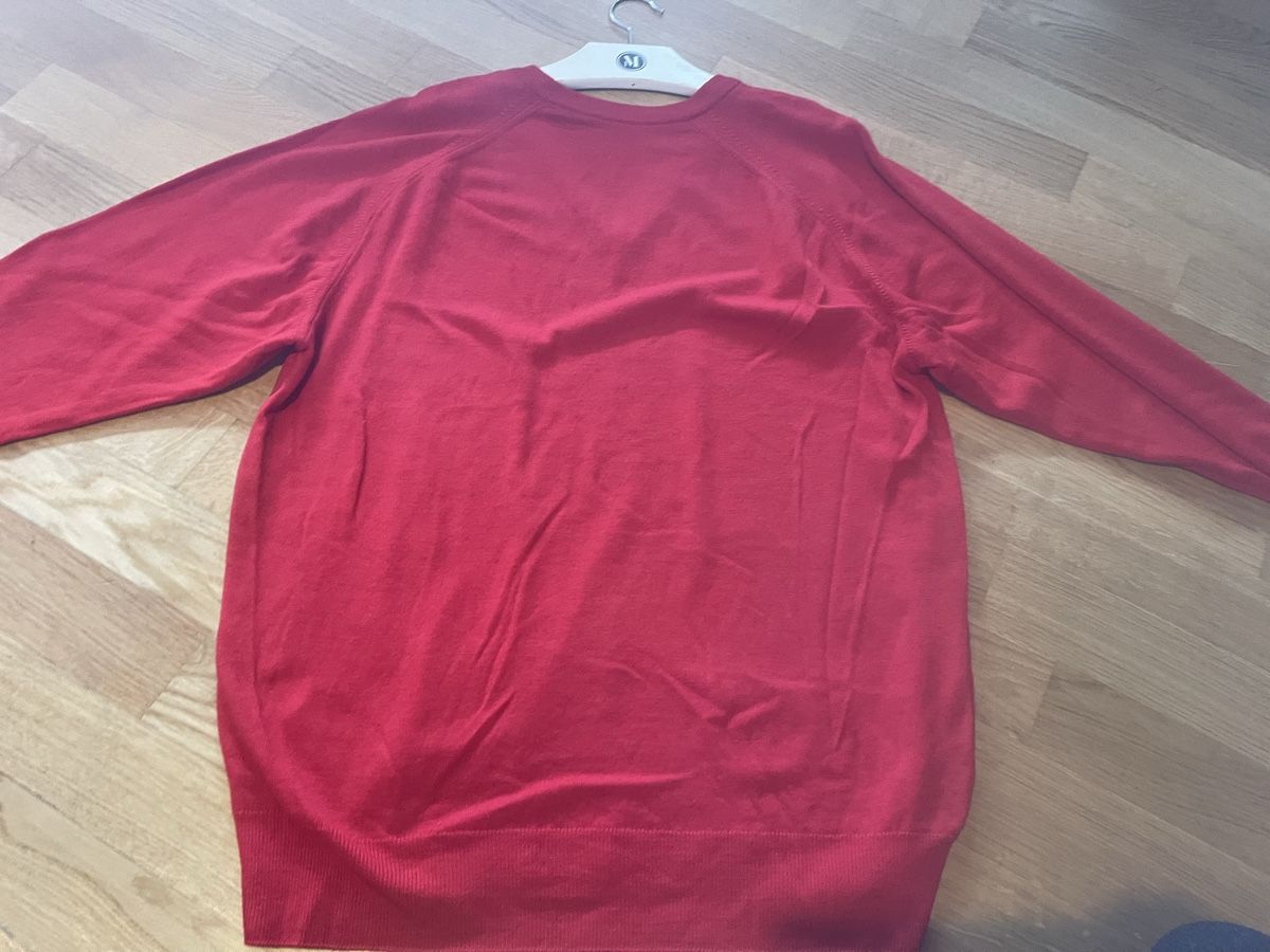 Maglioni & Felpe: Pullover mit V-Ausschnitt, Grösse M, Merinowolle – Usato da Rüschlikon venduto da Lajniii 3