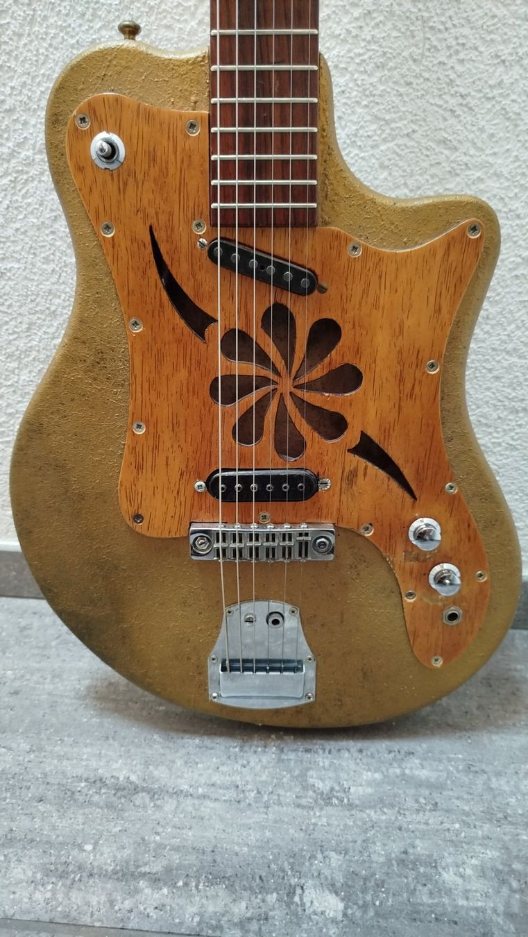Framus Musikinstrumente: E-Gitarre Framus – Gebraucht aus Siselen BE von lakeland54 1
