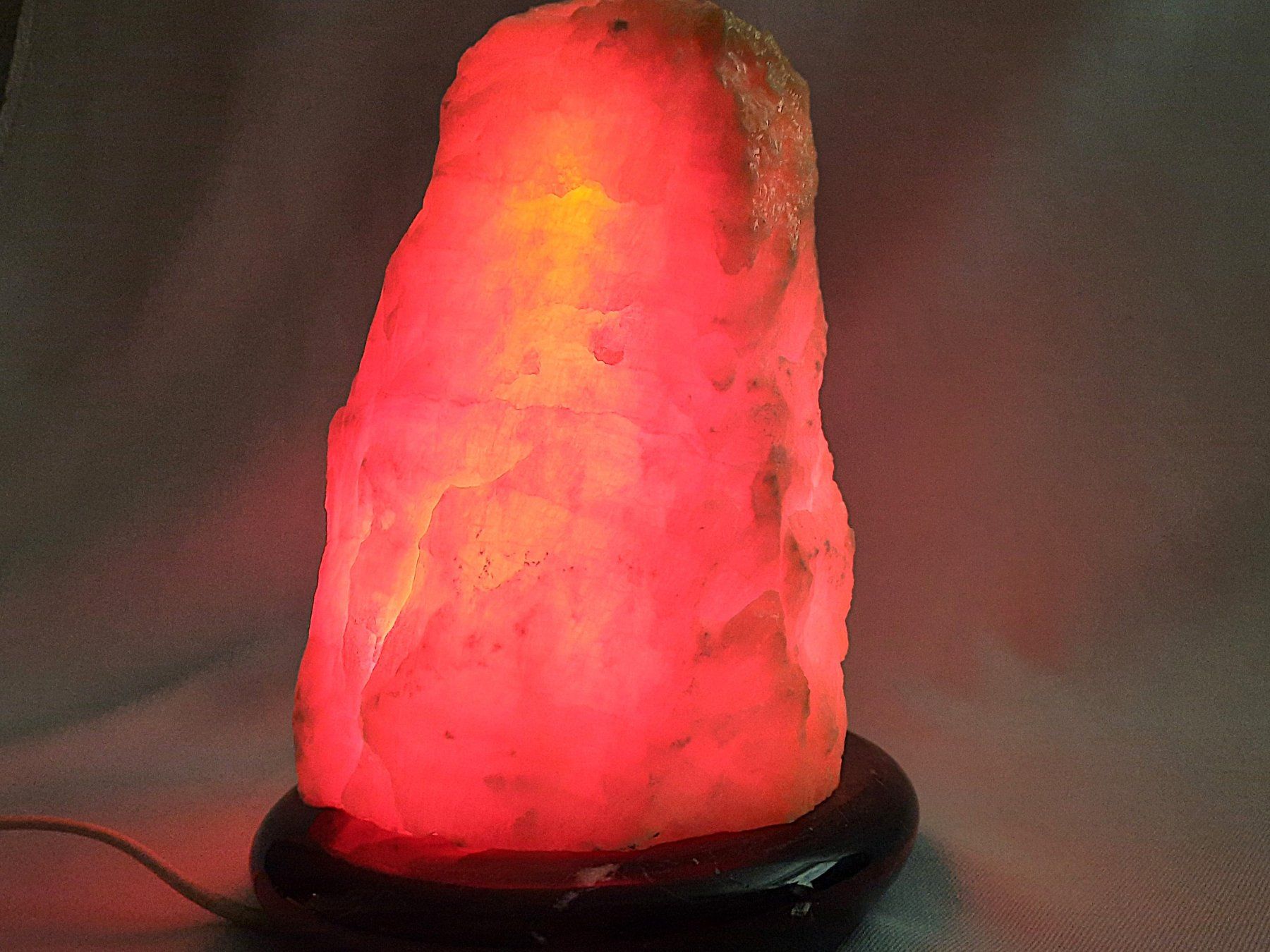 Lampade: Orangecalcit/Selenit Steinlampe – Usato da Beinwil am See venduto da Restwert_Beinwil