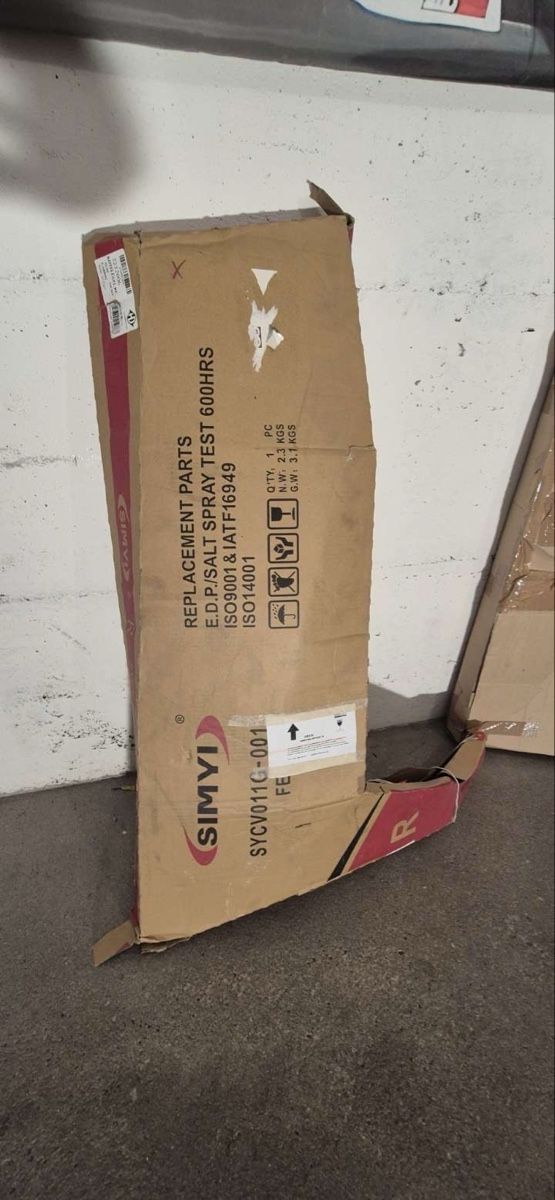 Alle Autoersatzteile: 2x Golf 3 kotflügel Neu  – Neu und originalverpackt aus Schmitten FR von Silasschmitten
