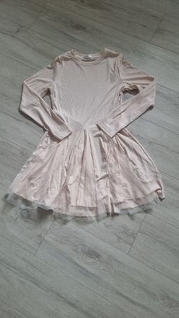 Zartes Rosa  Kleid Neu  mit Tüll Grösse S