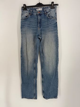 Bershka Jeans Gr. 36 Straight