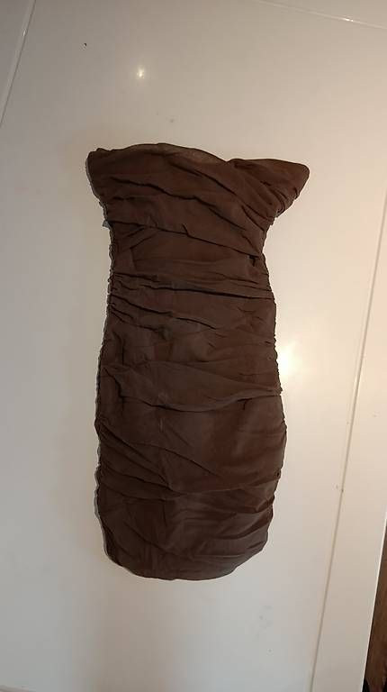 Vestiti: Kleid Gr. 36 – Usato da Bürglen UR venduto da Uri1991