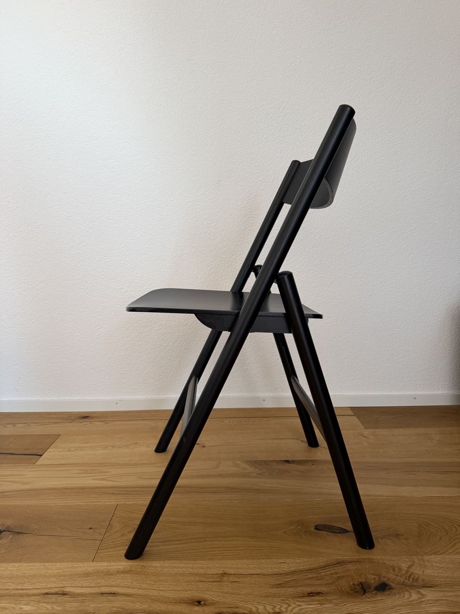 Ikea Chaises: Schwarzer Klappstuhl Zustand gut – D'occasion à St. Gallen par mau_w9wb 1