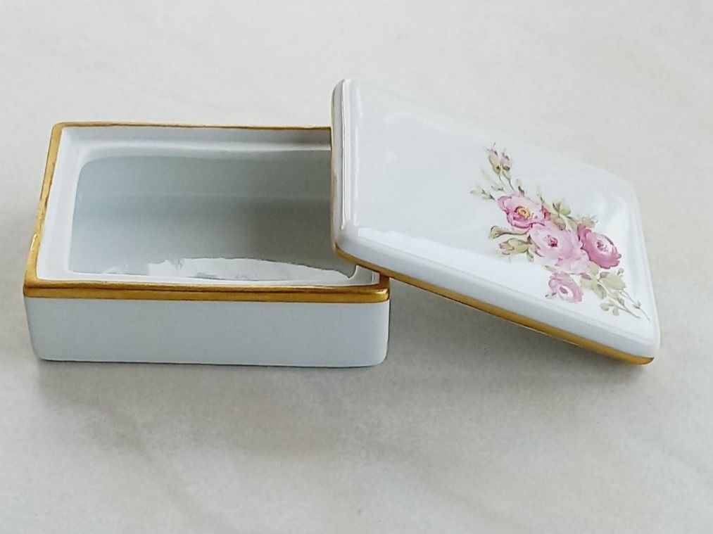 Tutte le decorazioni: Porzellan Pillendose – Nuovo e nell'imballaggio originale da Winistorf venduto da acreativ1