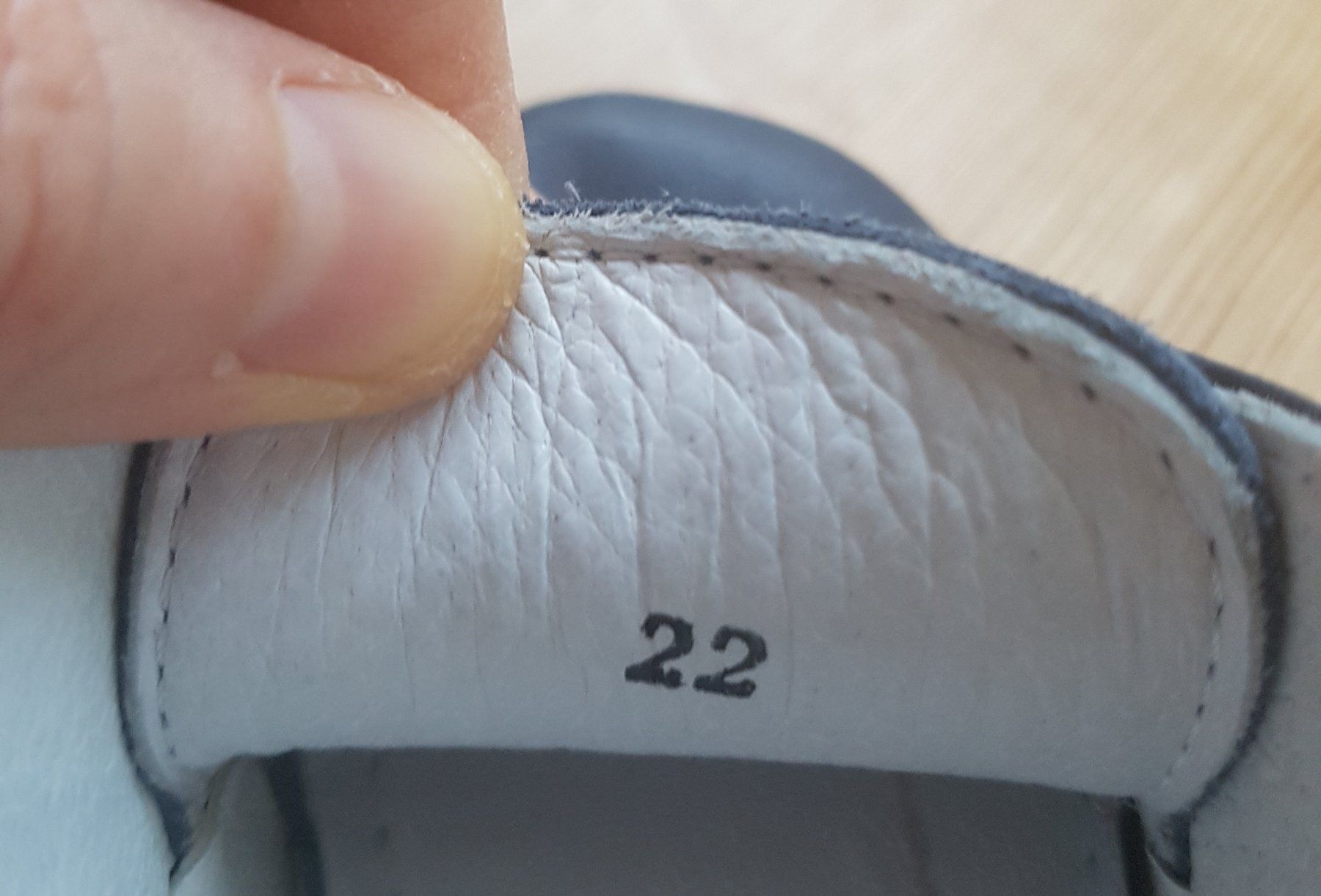 Scarpe per ragazzi: BENJIE - pantoufle premiers pas, pointure 22 – Usato da Genève venduto da valmath 5