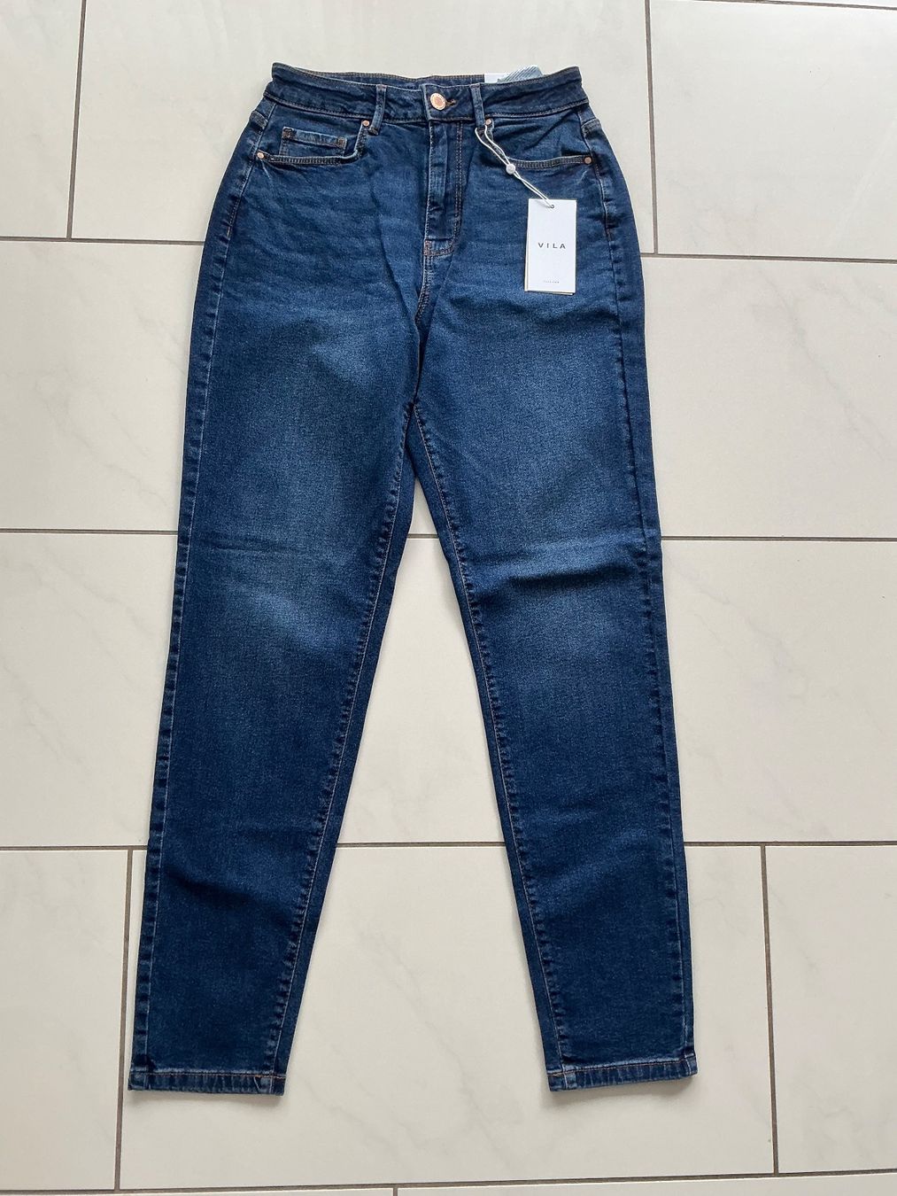 Jeans: Jeans Vila Gr.36/32 neu – Neu und originalverpackt aus Biel-Benken BL von Sahra1