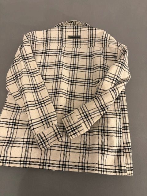Chemises: Overshirt – Neuf (Voir description) à Binningen par son_x7yt 1