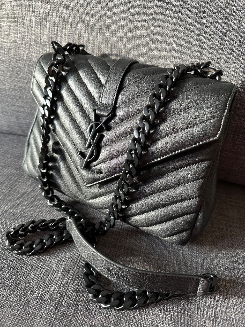 Saint Laurent Borse da donna: YSL Medium College Bag in Black – Nuovo (secondo la descrizione) da Kloten venduto da mariyama 2