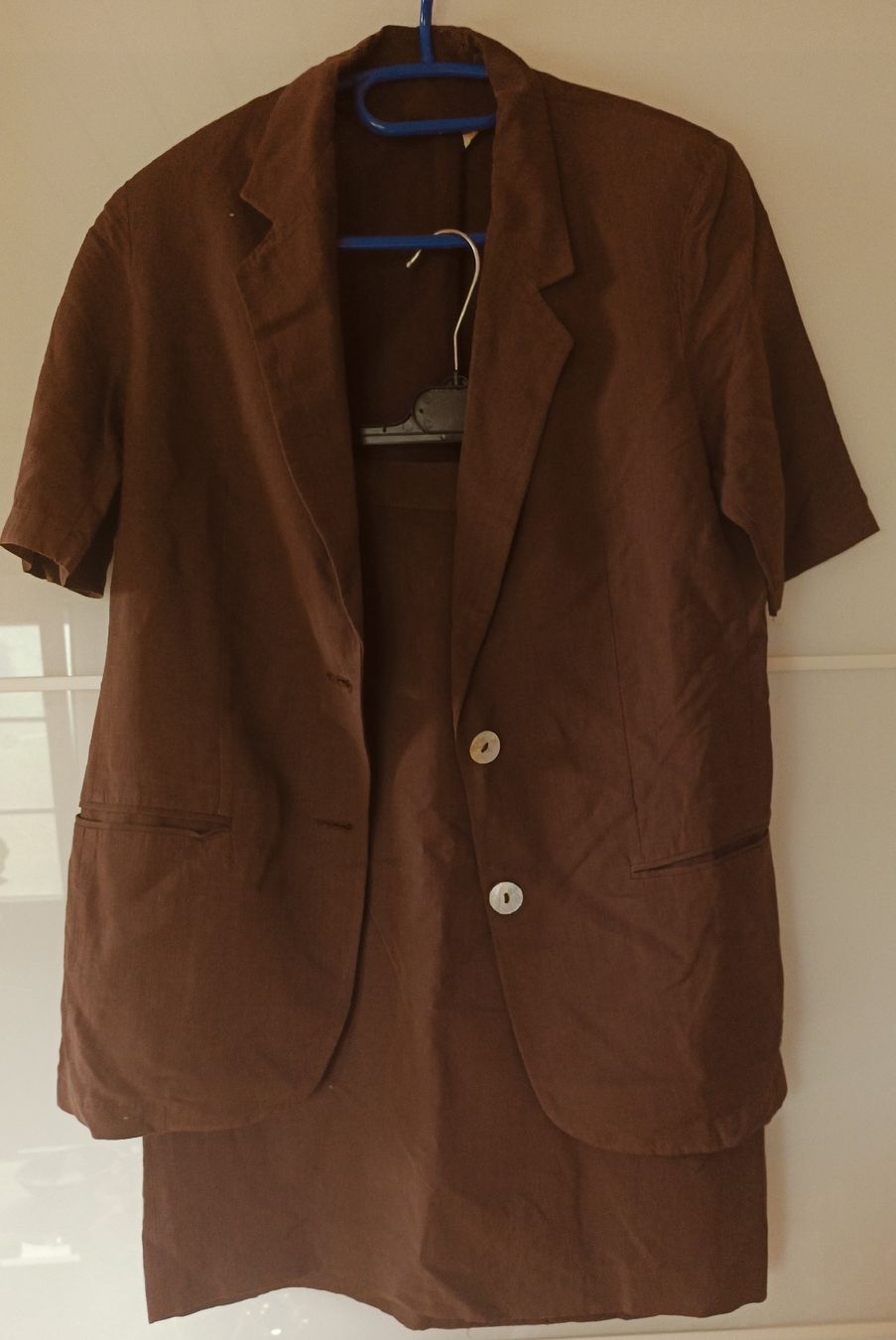 Completi & Tailleur: Zweiteiler Bluse mit Rock – Usato da Gettnau venduto da Immortal_