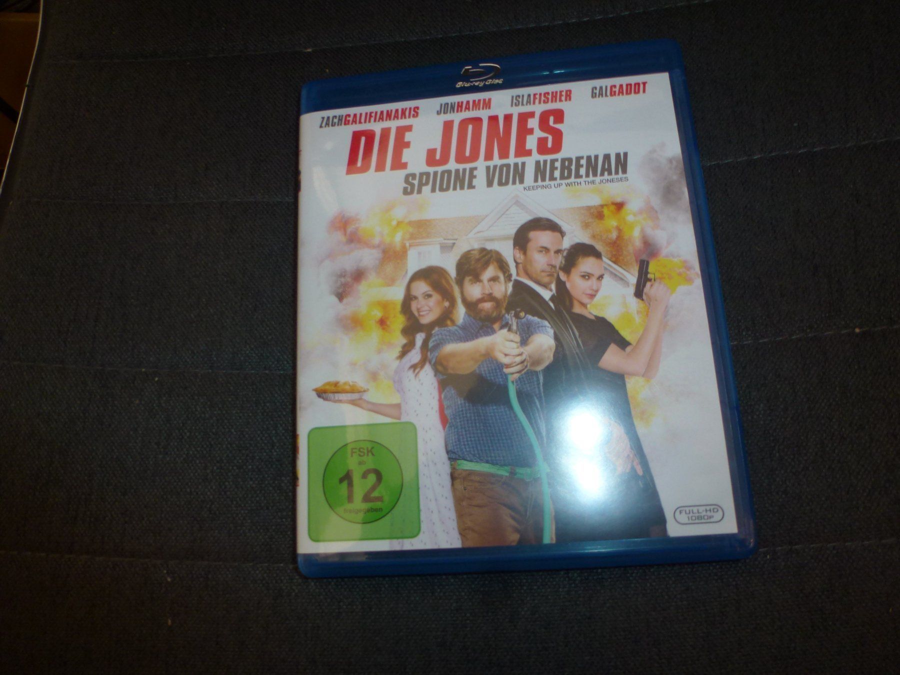 Tutti i DVDs: Die Jones - Spione von Nebenan BLU-RAY – Usato da Olten venduto da Disc-Verkauf