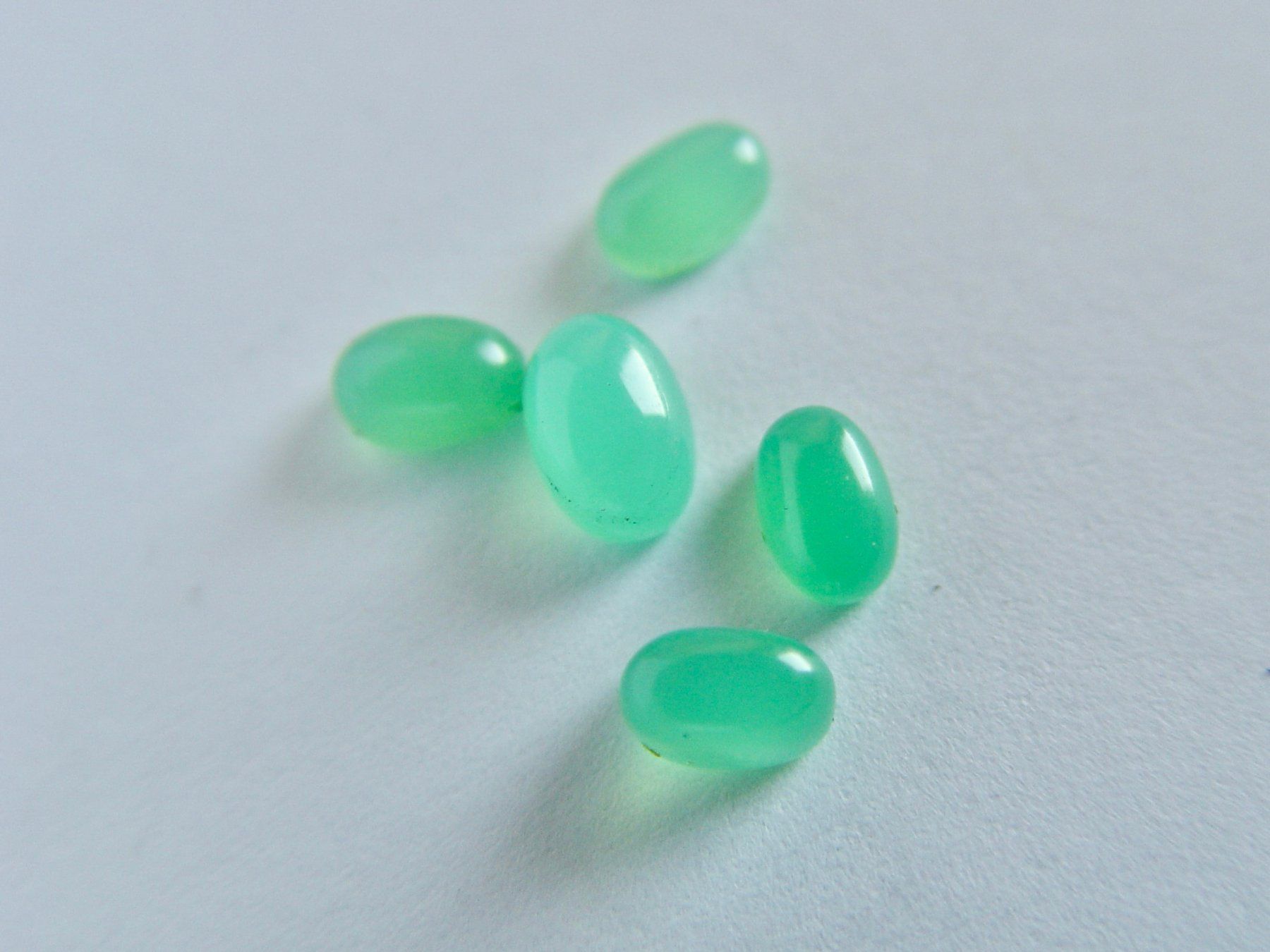 Edelsteine: 5 Chrysopras Cabochons – Gebraucht aus Henggart von elsternwerk 4